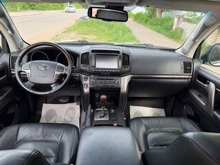 2011 Toyota Land Cruiser 200 Series, белый, 2890000 рублей, вид 5