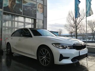 2021 BMW 3 серии 318d VII (G2x), белый, 3950000 рублей, вид 2