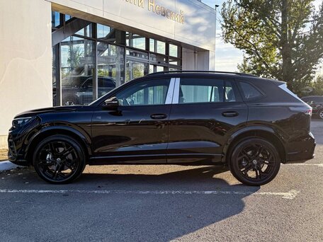 2026 Volkswagen Tiguan L Pro III (China Market), чёрный, 4780000 рублей, вид 5