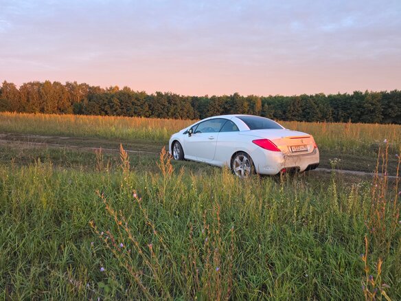 2012 Peugeot 308 I Рестайлинг, белый, 1333333 рублей - вид 6