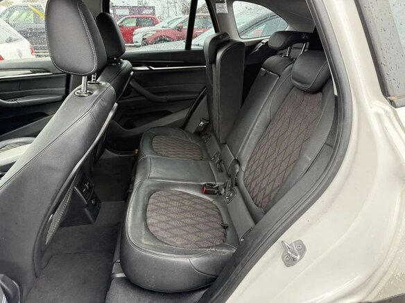 2016 BMW X1 18i sDrive II (F48), белый, 1500000 рублей - вид 24