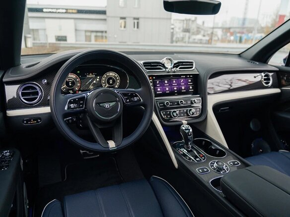 2025 Bentley Bentayga EWB I Рестайлинг, синий, 45000000 рублей - вид 8