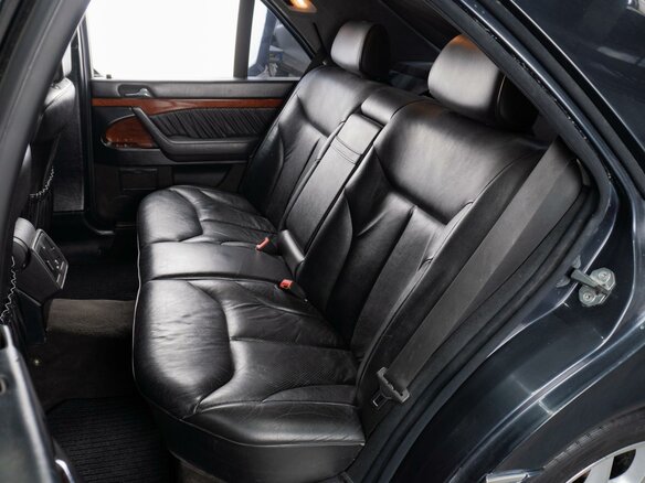 1998 Mercedes-Benz S-Класс 320 III (W140) Рестайлинг, чёрный, 1799000 рублей - вид 8