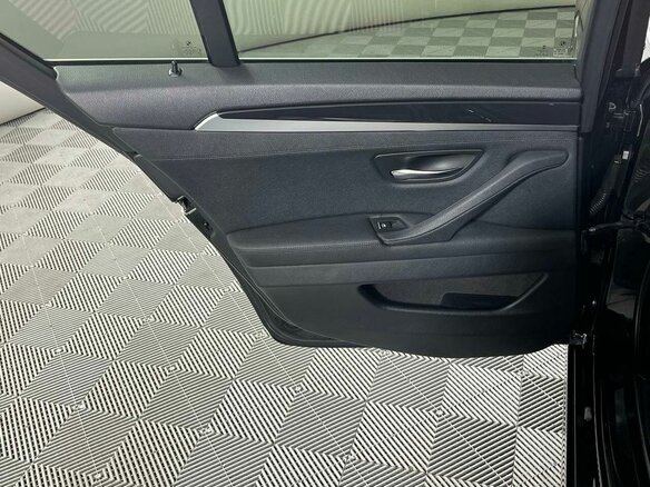 2015 BMW 5 серии 520i VI (F10/F11/F07) Рестайлинг, чёрный, 2199000 рублей - вид 9