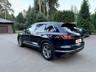 2020 Volkswagen Touareg III, чёрный, 4650000 рублей, вид 5
