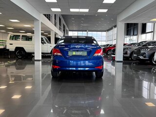 2015 Hyundai Solaris I Рестайлинг, синий, 890000 рублей, вид 4