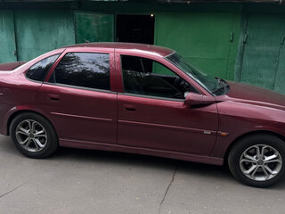 1999 Opel Vectra B Рестайлинг, пурпурный, 250000 рублей, вид 2