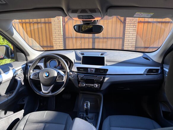 2021 BMW X1 18i sDrive II (F48) Рестайлинг, чёрный, 2340000 рублей - вид 10