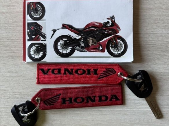 2021 Honda CBR 650R, чёрный, 950000 рублей - вид 8