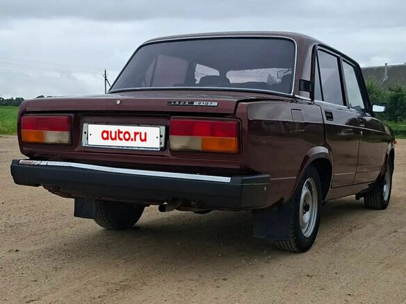 2012 Lada (ВАЗ) 2107, пурпурный, 300000 рублей - вид 3