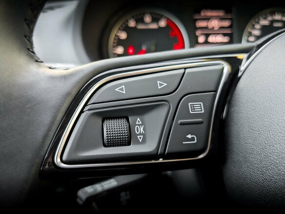 2019 Audi A3 III (8V) Рестайлинг, серый, 2375000 рублей - вид 23