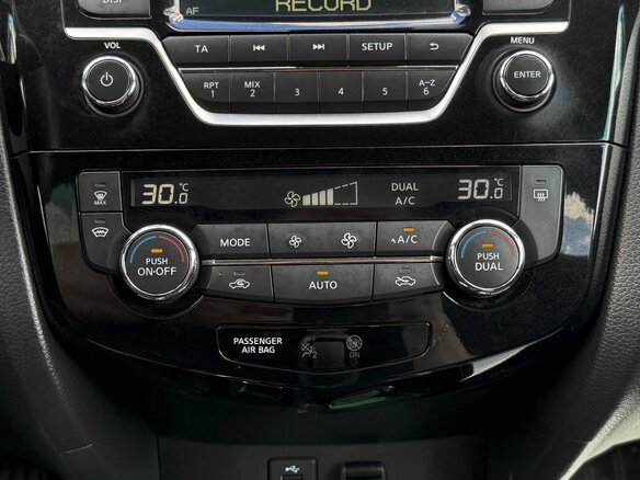 2016 Nissan X-Trail III, чёрный - вид 13