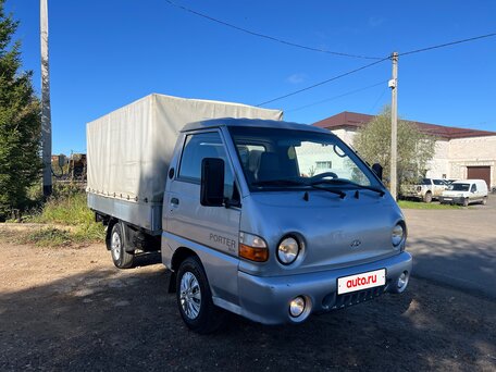 2011 Hyundai Porter, серебристый, 490000 рублей, вид 2