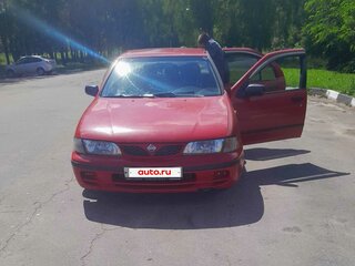 1999 Nissan Almera I (N15), красный, 160000 рублей, вид 2