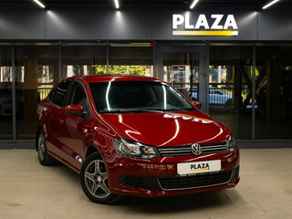 2014 Volkswagen Polo V, красный, 820000 рублей, вид 2