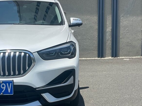 2022 BMW X1 Long 20Li sDrive II (F48) Рестайлинг, белый, 1635000 рублей - вид 17