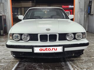 1990 BMW 5 серии 520i III (E34), белый, 300000 рублей, вид 2