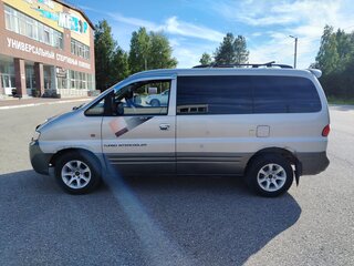 2002 Hyundai Starex I Рестайлинг, серый, 700000 рублей, вид 3