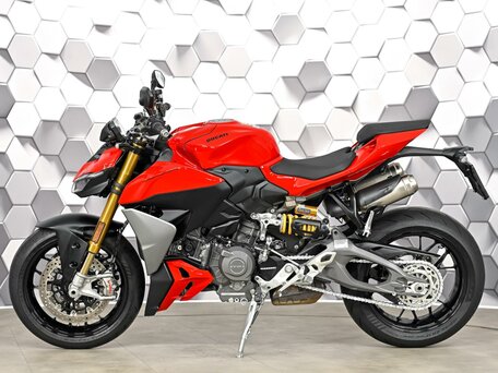 2025 Ducati Streetfighter V2, красный, 2177000 рублей, вид 4