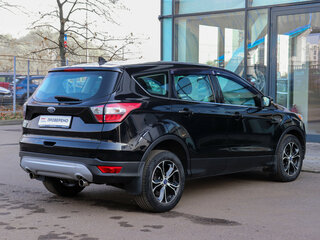 2017 Ford Kuga II Рестайлинг, чёрный, 1597000 рублей, вид 4