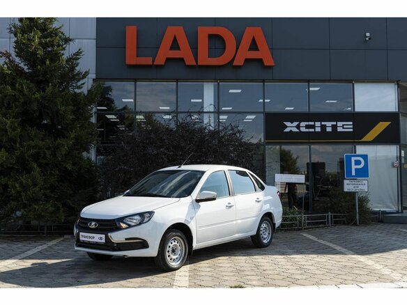 2026 Lada (ВАЗ) Granta I Рестайлинг, белый, 1068000 рублей - вид 1