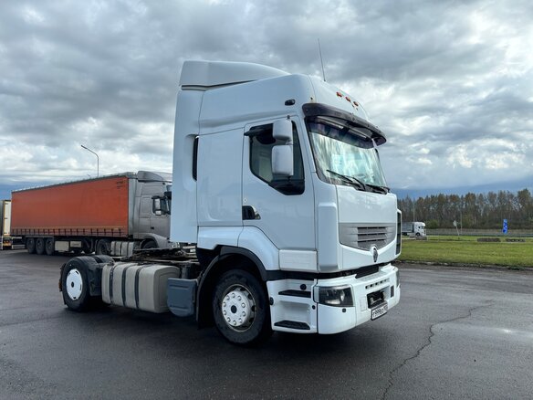 2011 Renault Premium, белый, 1250000 рублей - вид 1