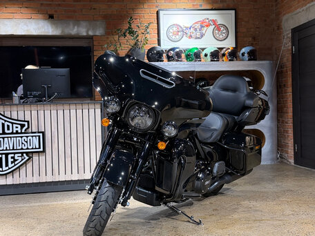 2023 Harley-Davidson Ultra Limited, чёрный, 3950000 рублей, вид 4