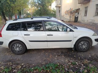 2008 Renault Megane II Рестайлинг, белый, 420000 рублей, вид 2
