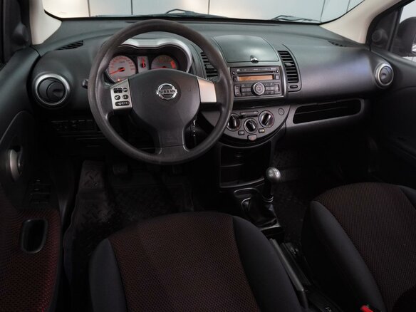 2008 Nissan Note I, чёрный - вид 5