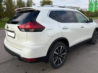 2020 Nissan X-Trail III Рестайлинг, белый, 2400000 рублей, вид 4