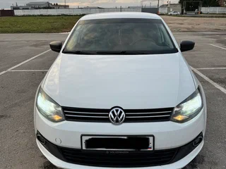 2014 Volkswagen Polo V, белый, 650000 рублей, вид 2