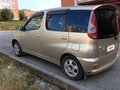 2000 Toyota FunCargo, золотистый - вид 3