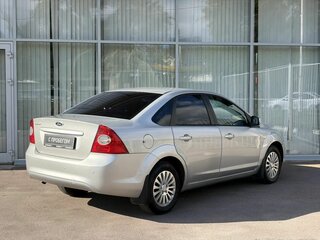 2009 Ford Focus II Рестайлинг, серебристый, 445000 рублей, вид 5