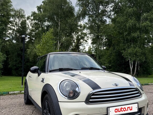 2012 Mini Hatch Cooper II (R56) Рестайлинг, белый - вид 6