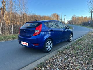 2011 Hyundai Solaris I, синий, 460000 рублей, вид 2