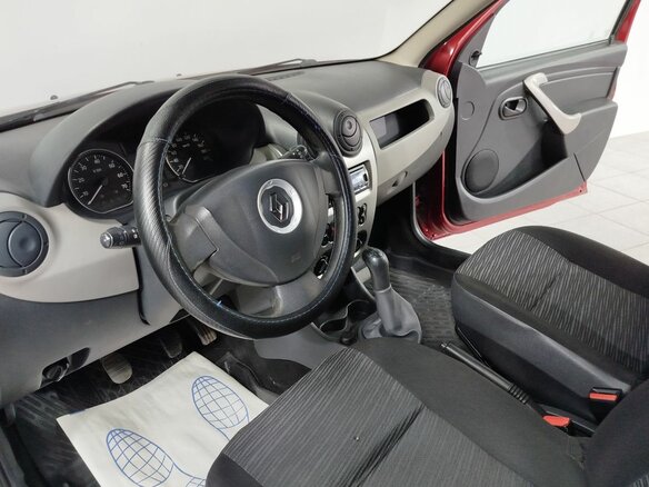 2013 Renault Sandero I, красный, 532000 рублей - вид 17
