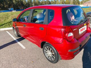 2008 Chevrolet Aveo I Рестайлинг, красный, 240000 рублей, вид 4