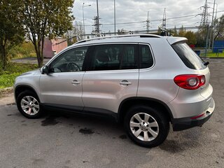 2011 Volkswagen Tiguan I, серебристый, 1000000 рублей, вид 5