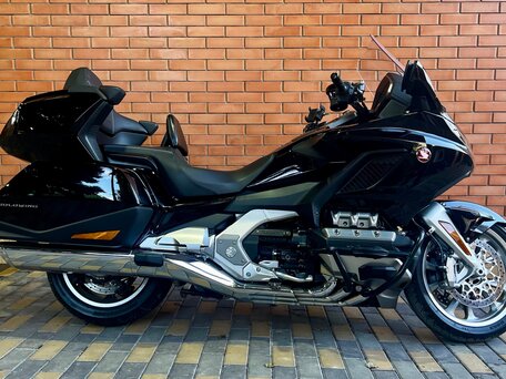 2018 Honda GL 1800 Gold Wing, чёрный, 2150000 рублей, вид 1