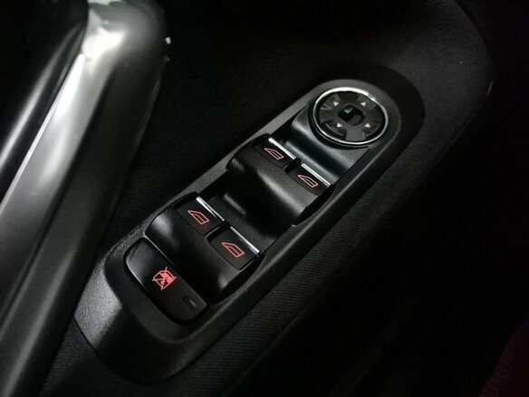 2012 Ford Mondeo IV Рестайлинг, белый, 700000 рублей - вид 7