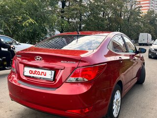 2015 Hyundai Solaris I Рестайлинг, красный, 1020000 рублей, вид 4