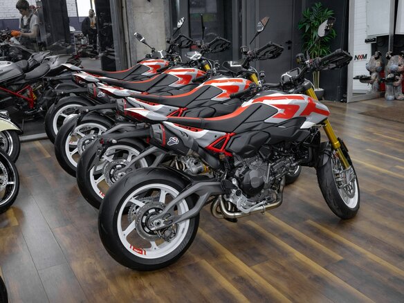 2026 Ducati Hypermotard, белый, 2650000 рублей - вид 17