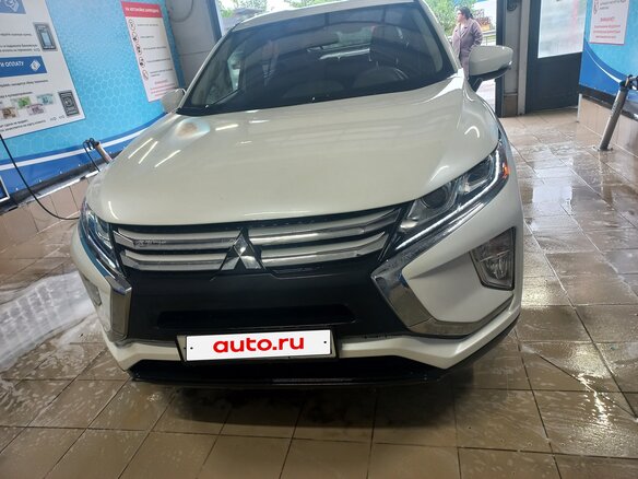 2020 Mitsubishi Eclipse Cross I, белый - вид 2