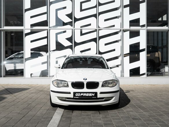 2008 BMW 1 серии 116i I (E81/E82/E87/E88) Рестайлинг, белый, 608000 рублей - вид 2