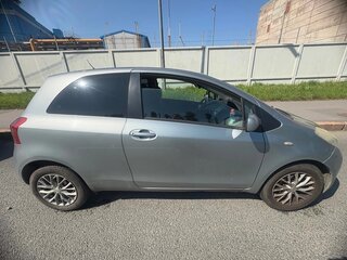 2008 Toyota Yaris Multimode II, серебристый, 430000 рублей, вид 2
