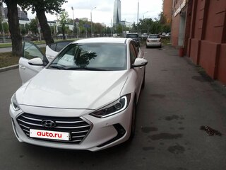 2017 Hyundai Elantra VI (AD), белый, 1500000 рублей, вид 1