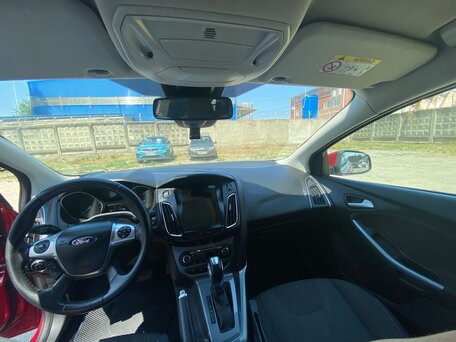 2014 Ford Focus III, красный, 950000 рублей, вид 5