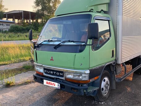 1993 Fuso (Mitsubishi) Canter, зелёный, 850000 рублей, вид 2