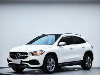 2021 Mercedes-Benz GLA 180 II (H247), белый, 2297000 рублей, вид 1