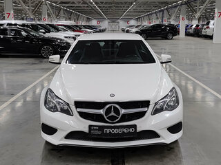 2013 Mercedes-Benz E-Класс 200 IV (W212, S212, C207) Рестайлинг, белый, 1700000 рублей, вид 2